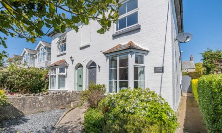 2 Bed in Niton 1