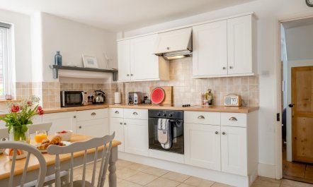 2 Bed in Niton 2