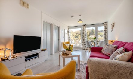 2 Bed in Millendreath 4