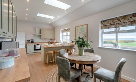 2 Bed in Alyth 1