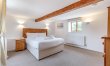 6 Bed in Three Holes 3