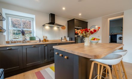 2 Bed in Dunkeld 2