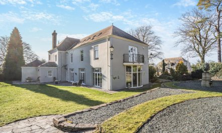 11 Bed in Pontardawe 5