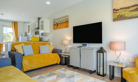 2 Bed in Norton 7