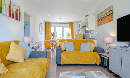 2 Bed in Norton 6