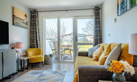 2 Bed in Norton