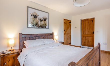 2 Bed in Beercrocombe 7