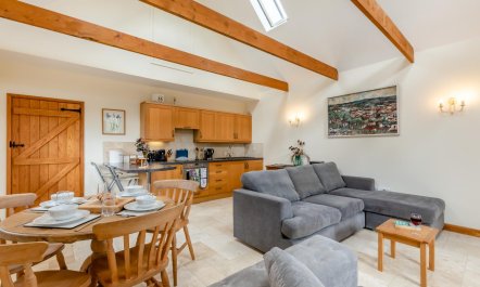 2 Bed in Beercrocombe 2