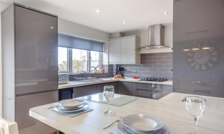 5 Bed in Bwlchtocyn 6