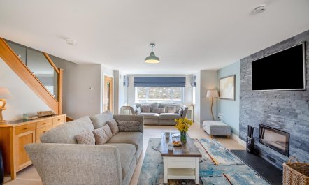 5 Bed in Bwlchtocyn 4