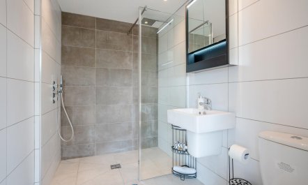 2 Bed in Thornton Le Moor 8