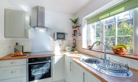 2 Bed in Abergynolwyn 9