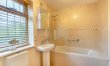 3 Bed in East Mills 9