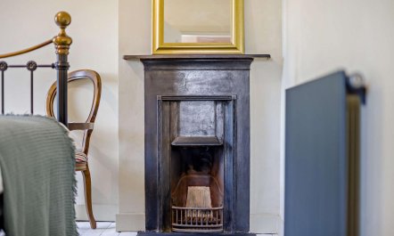 2 Bed in Holbrook 9