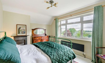 2 Bed in Holbrook 1
