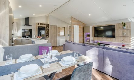 2 Bed in Warton 1