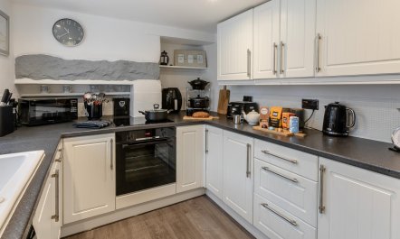 2 Bed in St. Ives 6