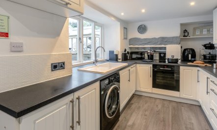2 Bed in St. Ives 5