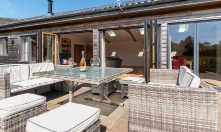 3 Bed in South Cove 8