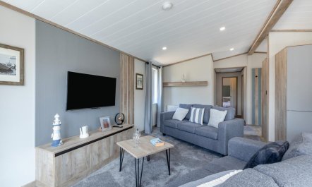 2 Bed in Rousdon 5