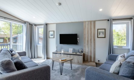 2 Bed in Rousdon 6