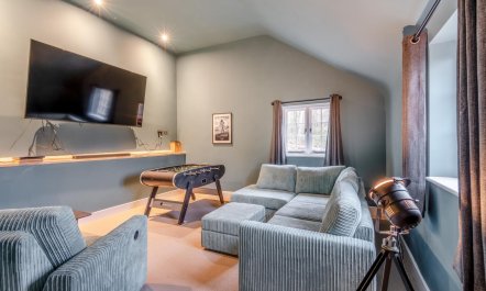 3 Bed in Grafty Green 2