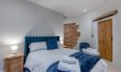 3 Bed in Grafty Green 6