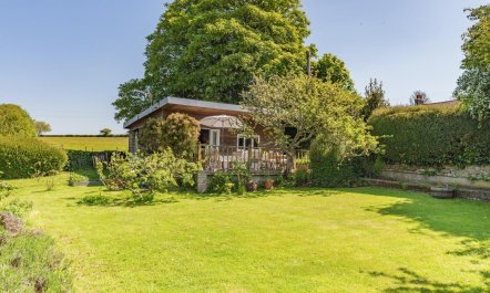 1 Bed in South Hams 1
