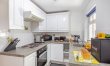 2 Bed in Pwllheli 1
