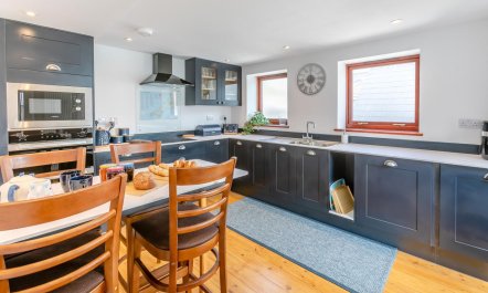3 Bed in Coverack 3