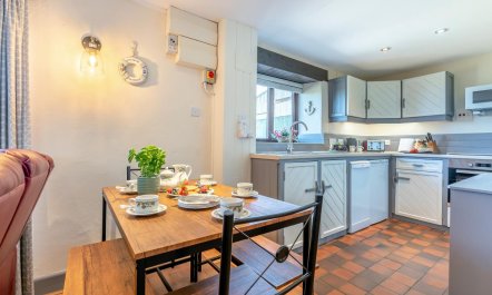 3 Bed in Bude 4