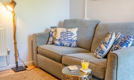 1 Bed in Parkmill 8