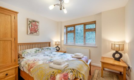 3 Bed in East Mills 3