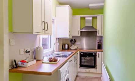 1 Bed in Whitby 3