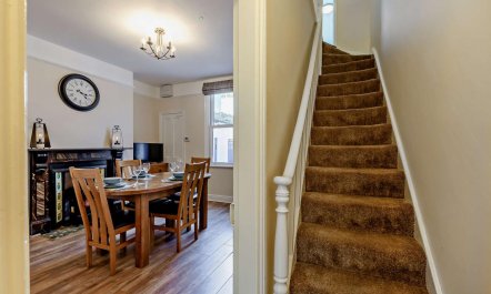 1 Bed in Whitby 7