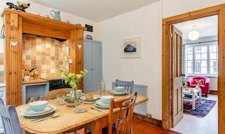 2 Bed in Aberdovey 7