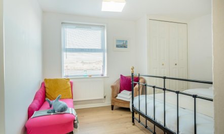 4 Bed in Cowes 7