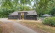 4 Bed in Ewhurst Green 0