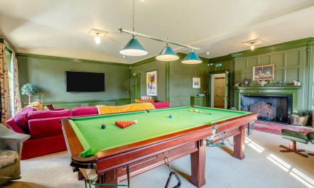 6 Bed in Galashiels 6