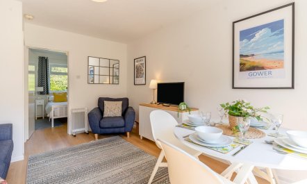 2 Bed in Oxwich 3