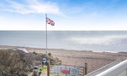 1 Bed in Pevensey Bay 9