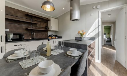 2 Bed in Oulton Broad 2