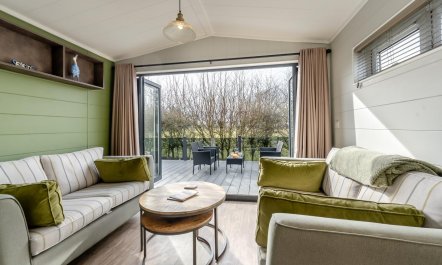 2 Bed in Oulton Broad