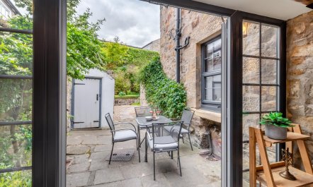 4 Bed in Alnwick 2