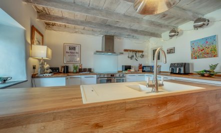 5 Bed in Tredethy 8