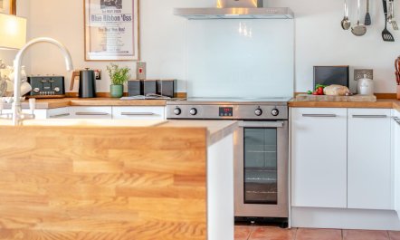 5 Bed in Tredethy 9