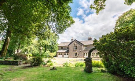 7 Bed in Peak Forest