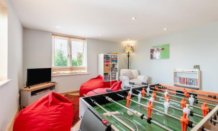 4 Bed in Burford 3