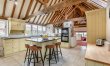 4 Bed in Burford 2
