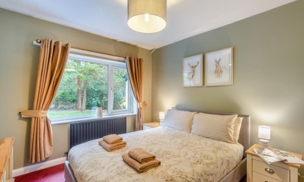 6 Bed in Keswick 8